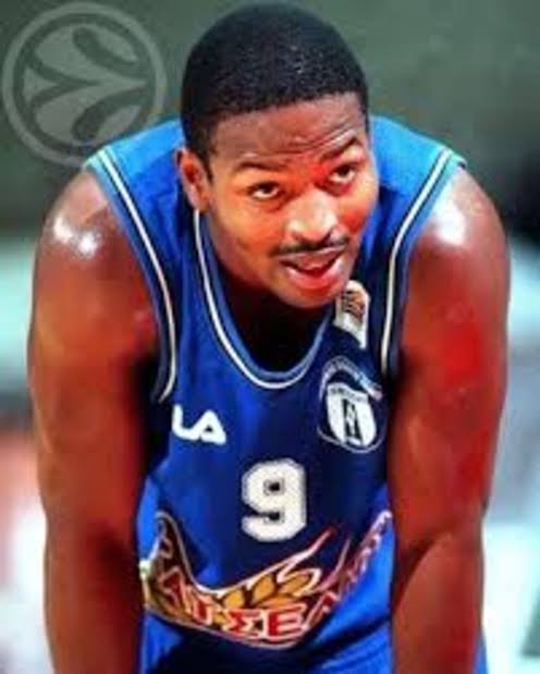 Alphonso Ford — #9 blue jersey